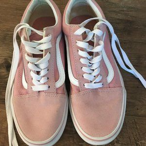 Vans Old Skool Lace-Up Sneaker